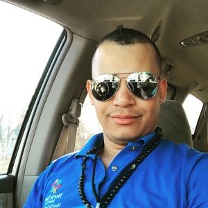 Meet your Posher, Luis